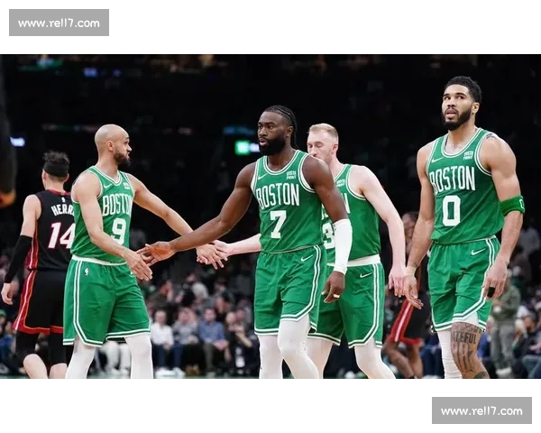 高清篮球直播全程跟踪精彩赛事即时更新让你不错过每一场精彩对决 - 副本 (3) - 副本 高清篮球直播全程跟踪精彩赛事即时更新让你不错过每一场精彩对决 - 副本 (3) - 副本