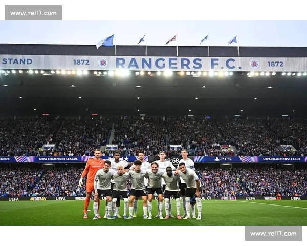 欧冠历史对决盘点：各大豪门交锋与经典战役回顾